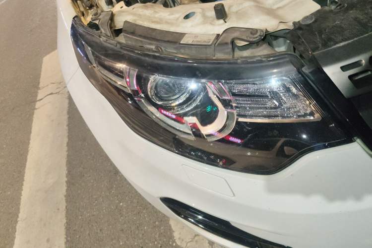 Used Land Rover Discovery Sport 2018 240 PS SE Version