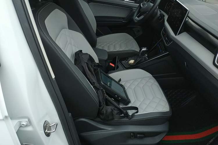 Used Volkswagen Tayron 2023 330TSI Two-Wheel-Drive Luxury Plus Advanced Version
