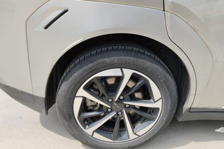 Used AION Y 2022 Plus 70 Smart Edition