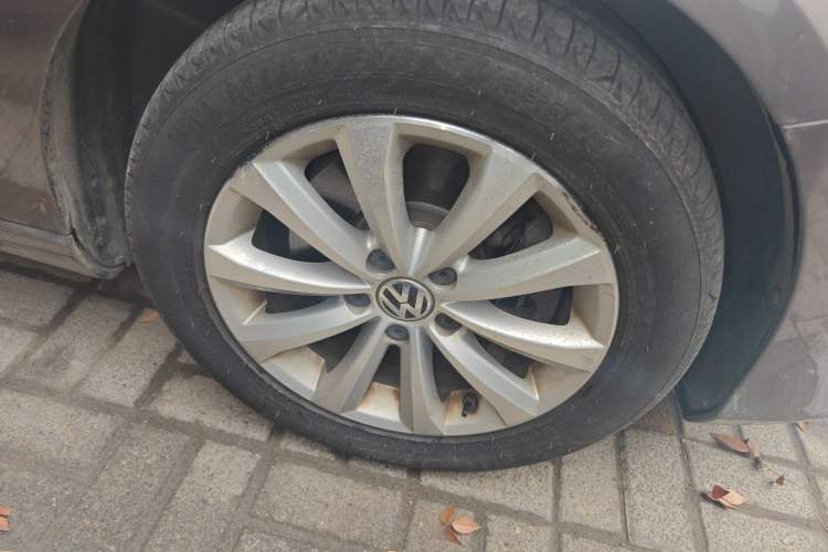 Used Volkswagen Magotan 2013 2.0 TSI Luxury Model
