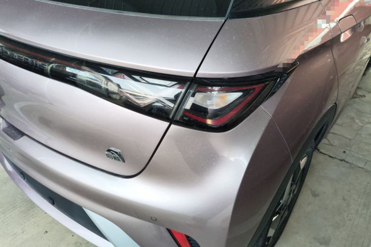 Used BYD Dolphin 2021 405 km Fashion Edition
