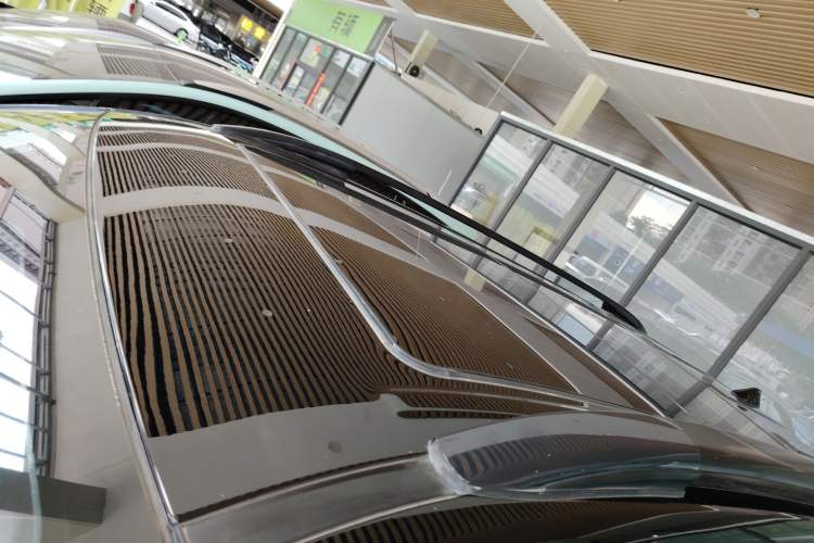 Used GAC Trumpchi GS8 2021 390T Two-Wheel-Drive Dark Knight Edition Roof