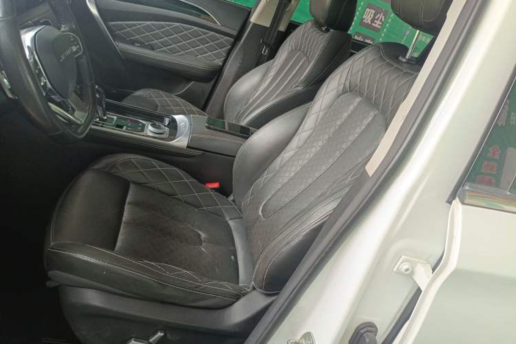 Used JETOUR X95 2020 1.6T DCT Exploration Pro Edition 7 Seats Left Front Seat