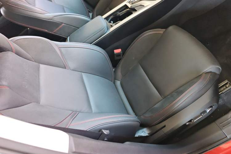 Used Lynk & Co 01 2019 2.0T Four-Wheel Drive Genie Pro Version China VI Standard