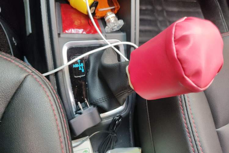 Used Haval H1 2015 1.5L AMT Luxury Model
