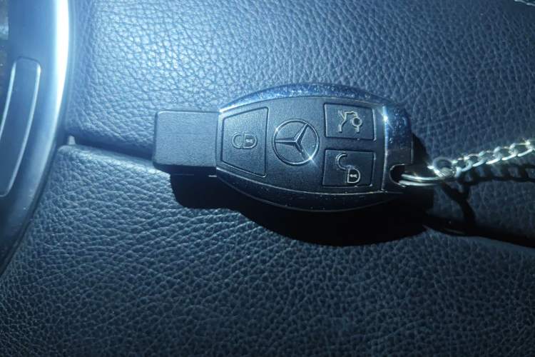 Used Mercedes-Benz GLC 2018 GLC 260 4MATIC Luxury Model