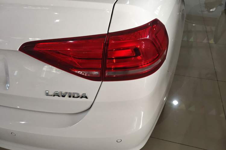 Used Volkswagen Lavida 2019 Lavida Start 1.5L Automatic Trendy Version China VI Standard