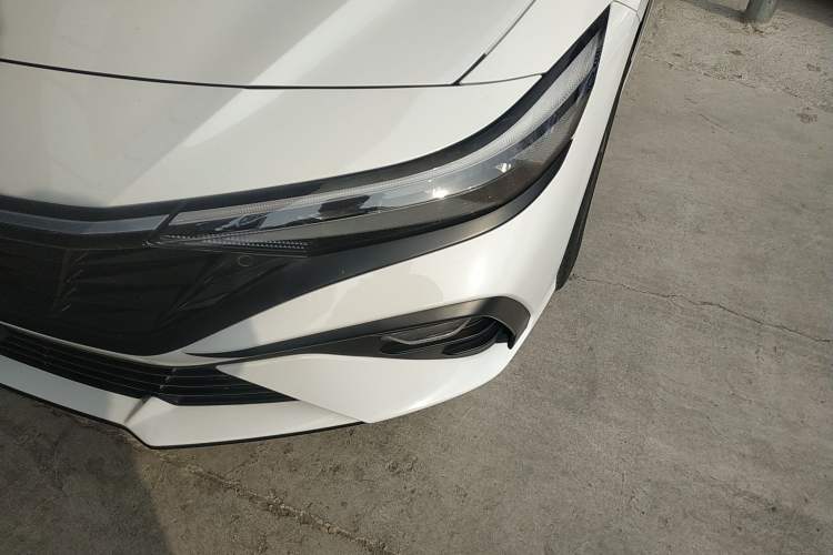 Used Hyundai Elantra 2023 1.5L CVT GLX Elite Edition Left Front Headlight