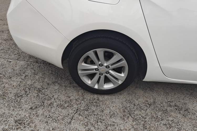 Used Chevrolet Cruze 2015 1.5L Automatic Luxury Edition