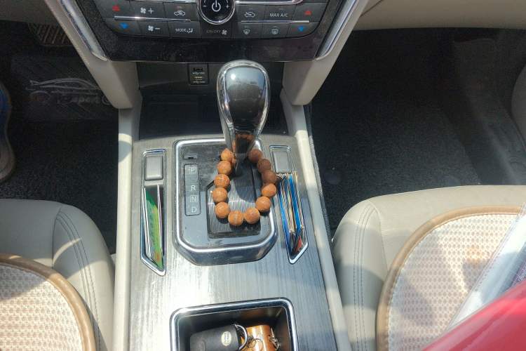 Used Venucia T90 2017 2.0L CVT Smart Edition
