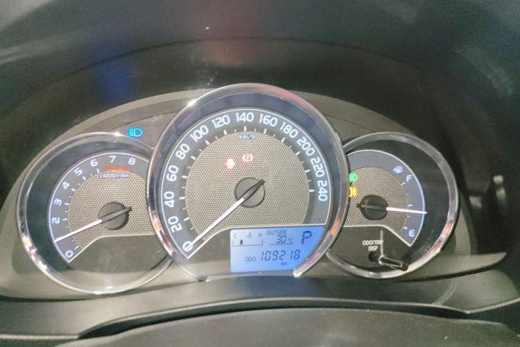 Used Toyota Corolla 2014 1.6L CVT GL Instrument Cluster