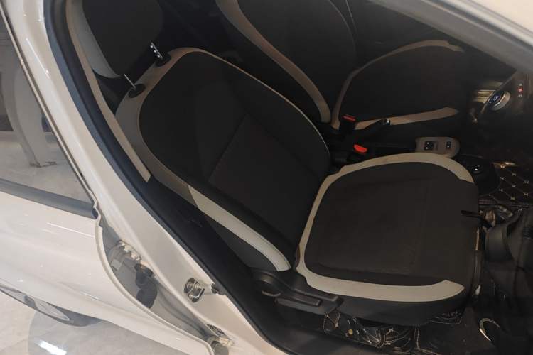 Used ORA Black Cat 2021 301 km Basic Version