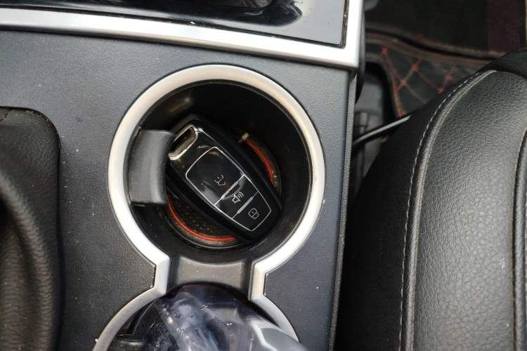 Used Haval H2 2014 1.5T Manual Two-Wheel Drive Elite Edition Vehicle Key