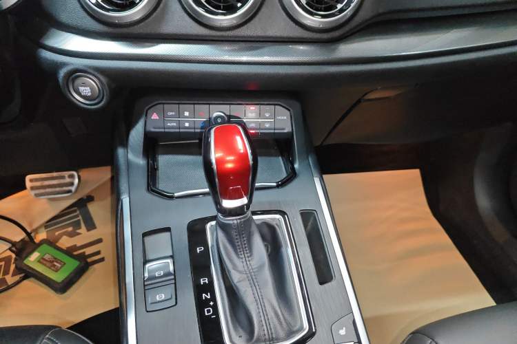 Used Wey VV5 2019 Upgraded Model 2.0T Two-Wheel Drive Ultra-Luxury Version China VI Standard