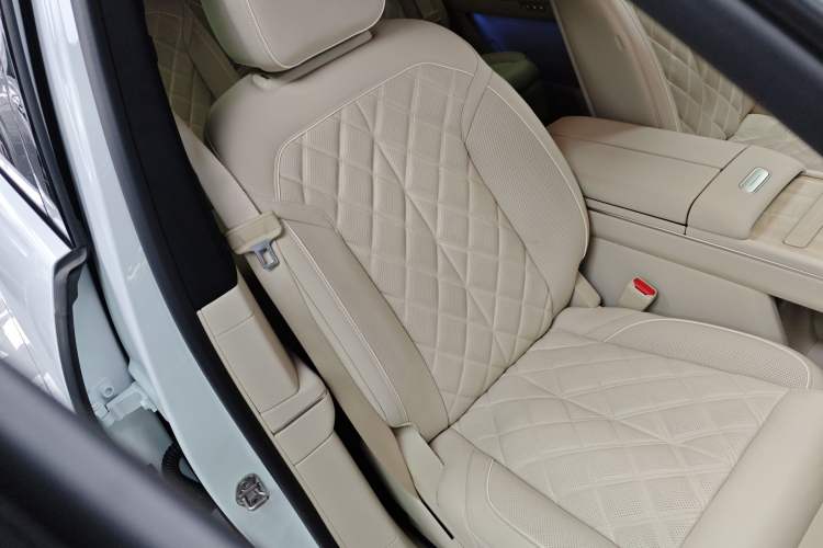 Used Nio ES8 2026 Model 6-seat Executive Luxury Edition
