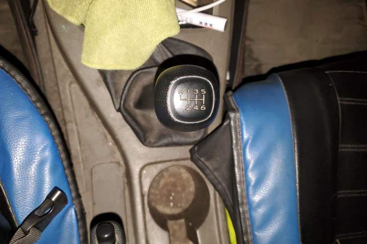 Used Wuling Rongguang V 2019 1.5L Practical Model China VI LAR Gear Lever