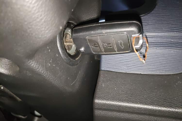 Used FORTHING Lingzhi 2023 M5L 1.6L Base Model 7 Seats