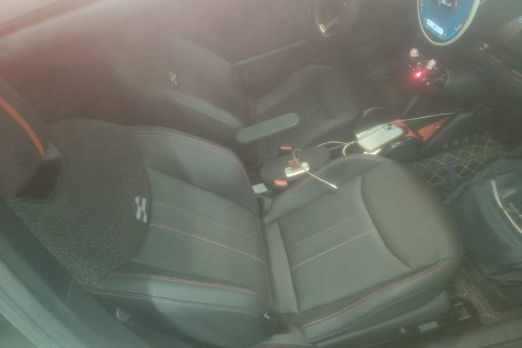 Used MINI Electric MINI COOPER 2024 452km COOPER SE Racing Driver