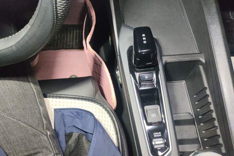 Used Geely Auto Binray 2024 Binrui COOL 1.5T DCT Longteng Edition Gear Lever