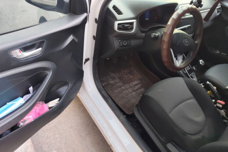 Used Hyundai Verna (older generation) 2017 1.4L Manual Huancai Edition China V Standard