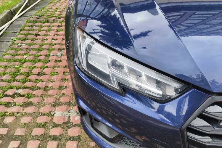 Used Audi S4 2018 S4 3.0TFSI Right Front Headlight