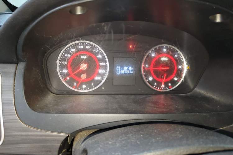 Used SAIC MAXUS G10 2016 1.9T Manual Elite Edition Diesel China V Standard