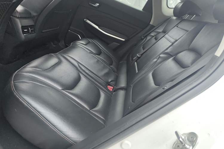 Used Hongqi E-HS3 2019 Zhilian Qiyue Two-Wheel Drive Custom Edition