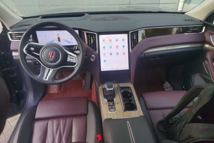 Used Hongqi HS7 2023 2.0T Automatic All-Wheel Drive Flagship Edition Six Seats