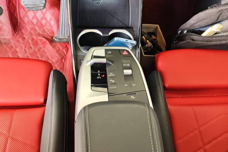 Used BMW X2 2024 sDrive25i M Sport Package Gear Lever