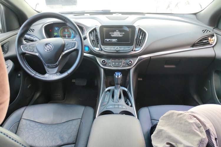 Used Buick VELITE 5 2017 Stylish Extended-Range Model