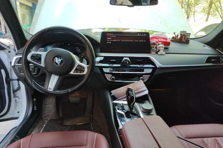 Used BMW 5 Series 2021 530Li Leading Model M Sport Package
