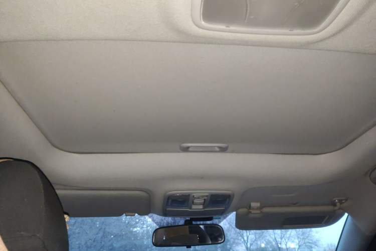 Used Hyundai ix35 2013 2.0L Automatic Two-Wheel Drive Smart GLS China IV Standard