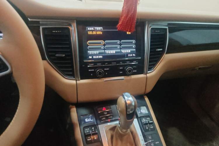 Used Porsche Macan 2014 Macan 2.0T Audio And AC Panel