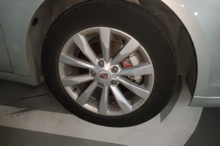 Used Roewe i6 New Energy 2017 45T Hybrid Connect & Smart Enjoyment Edition
