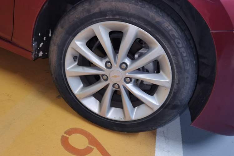 Used Chevrolet Cruze 2017 1.5L Automatic Pioneer Sunroof Edition