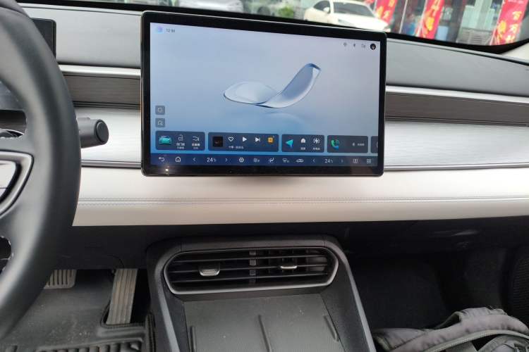 Used BYD Seal 05 DM-i 2025 DM-i Intelligent Drive 120KM Flagship Model Audio And AC Panel