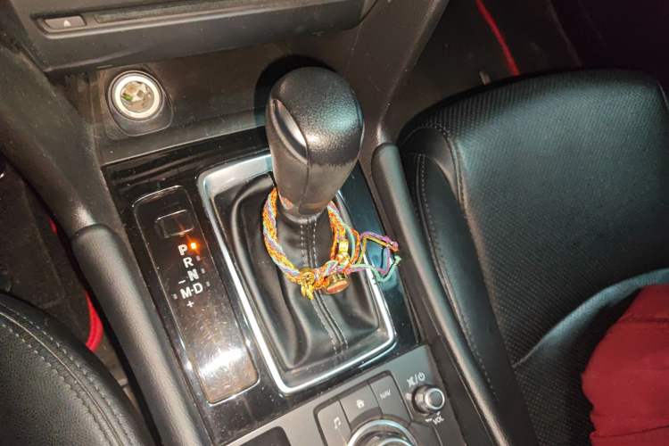 Used Mazda 3 Axela 2019 Cloud-Controlled Sedan 1.5L Automatic Luxury Model China VI Standard Gear Lever