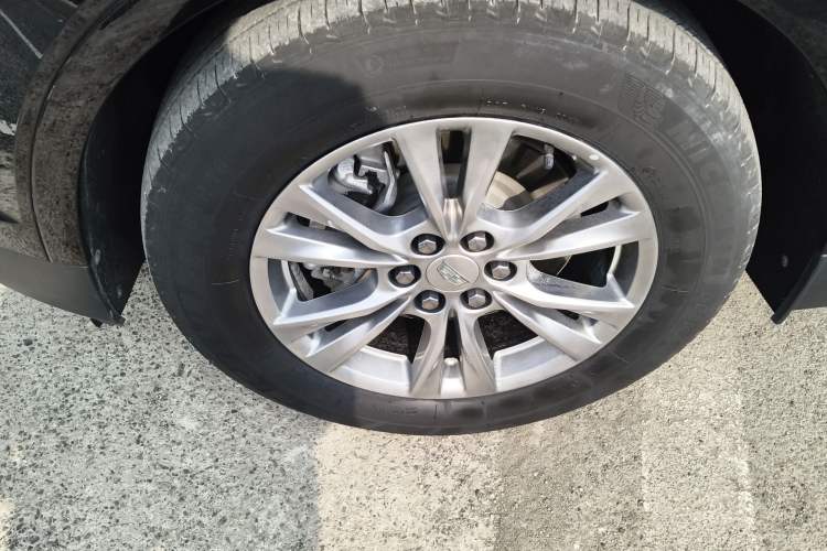 Used Cadillac XT5 2021 28T Four-Wheel Drive Luxury Version