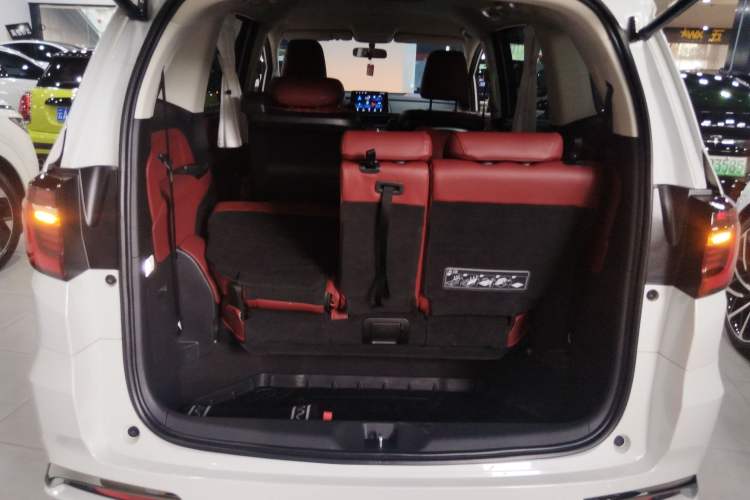 Used Honda Odyssey 2024 2.0L eHEV Sharp & Enjoy Edition