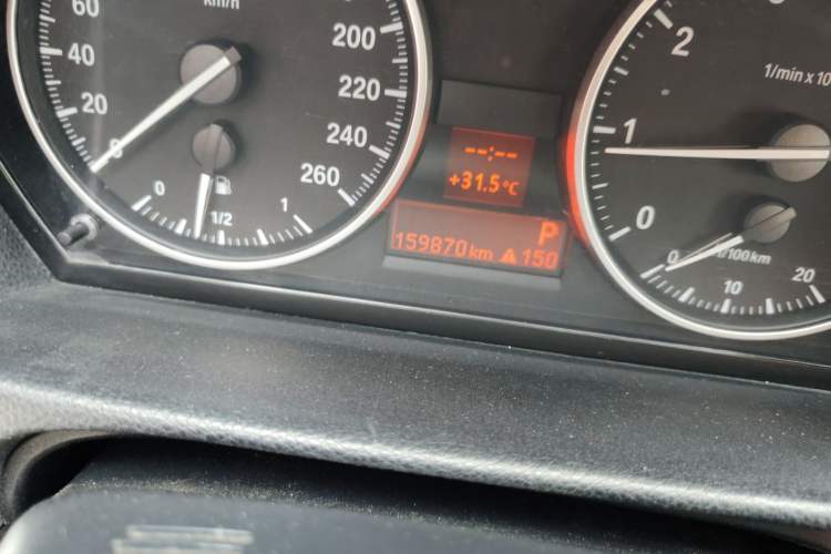 Used BMW 3 Series 2011 320i Convertible Coupe Odometer Close Up