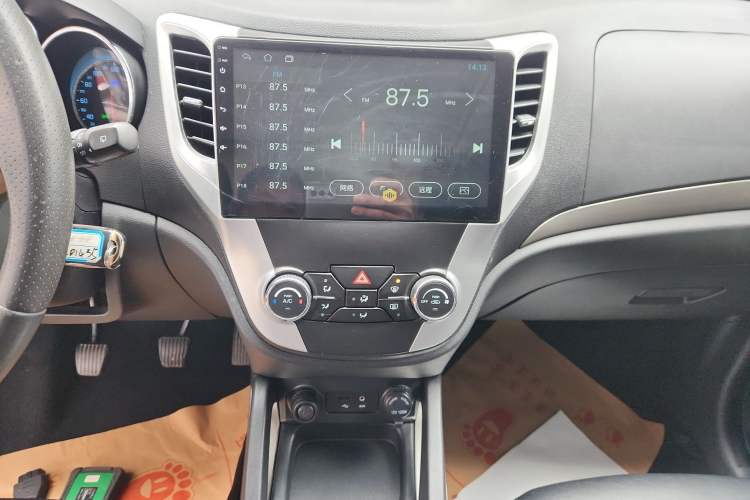 Used Changan CS35 2014 1.6L Manual Luxury Model China IV Standard
