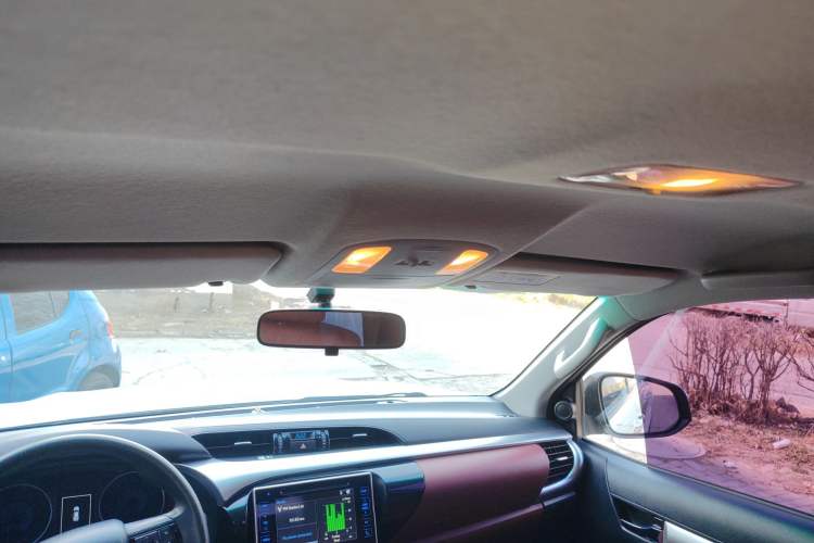 Used Toyota Hilux 2018 2.7L Automatic 4x4 GLX SR5 – Middle East
