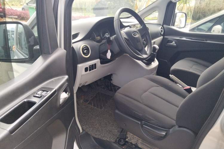 Used JAC Refine M3 2019 Creator Edition 1.8L Luxury Model Driver Seat