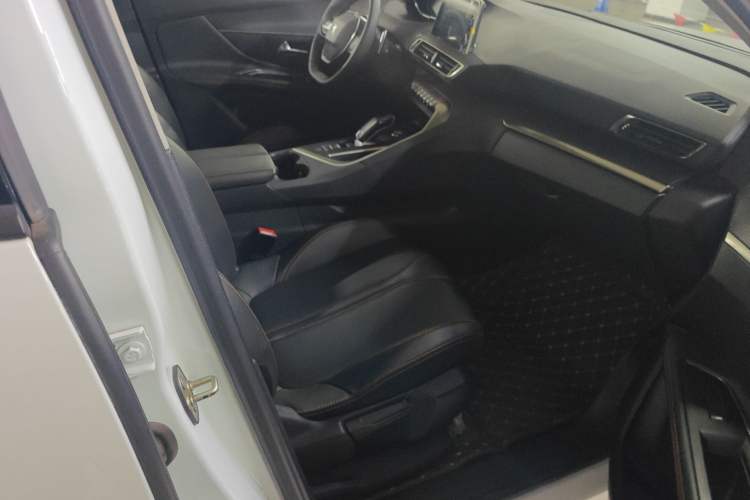 Used Peugeot 4008 2019 350THP First Edition Right Front Seat