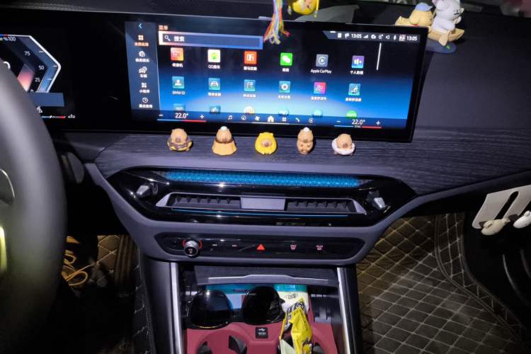 Used BMW 3 Series 2025 325Li M Sport Package Audio And AC Panel