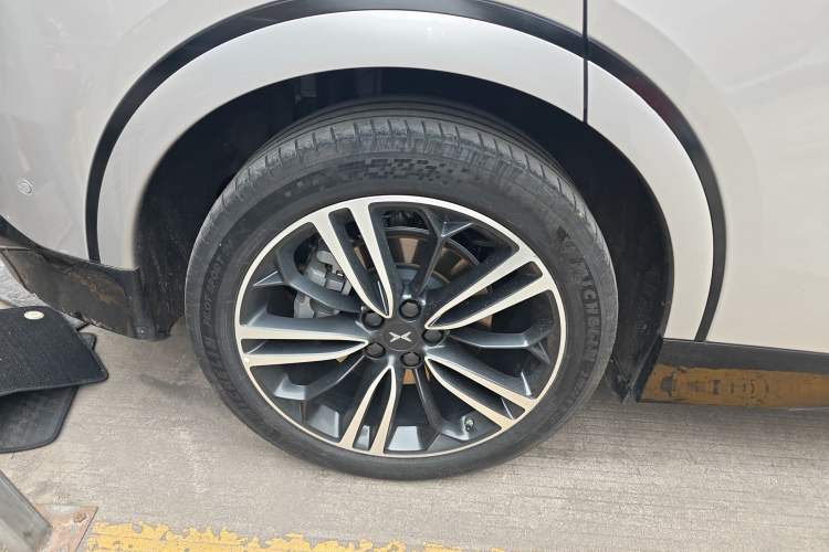 Used XPeng G6 2023 580 Long-Range Pro
