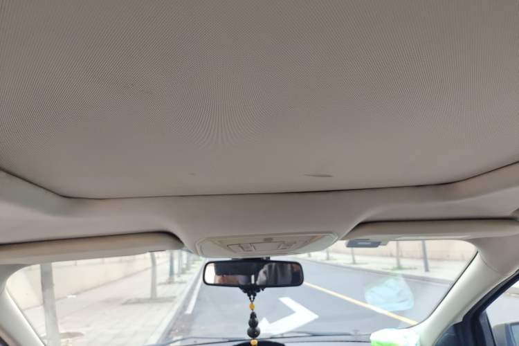 Used Ford Kuga 2013 1.6L GTDi Two-Wheel-Drive Trend Model Headliner