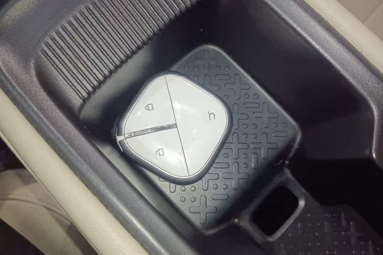 Used Wuling Bingo PLUS 2024 330 km Range Five-Seater Version Interior 1