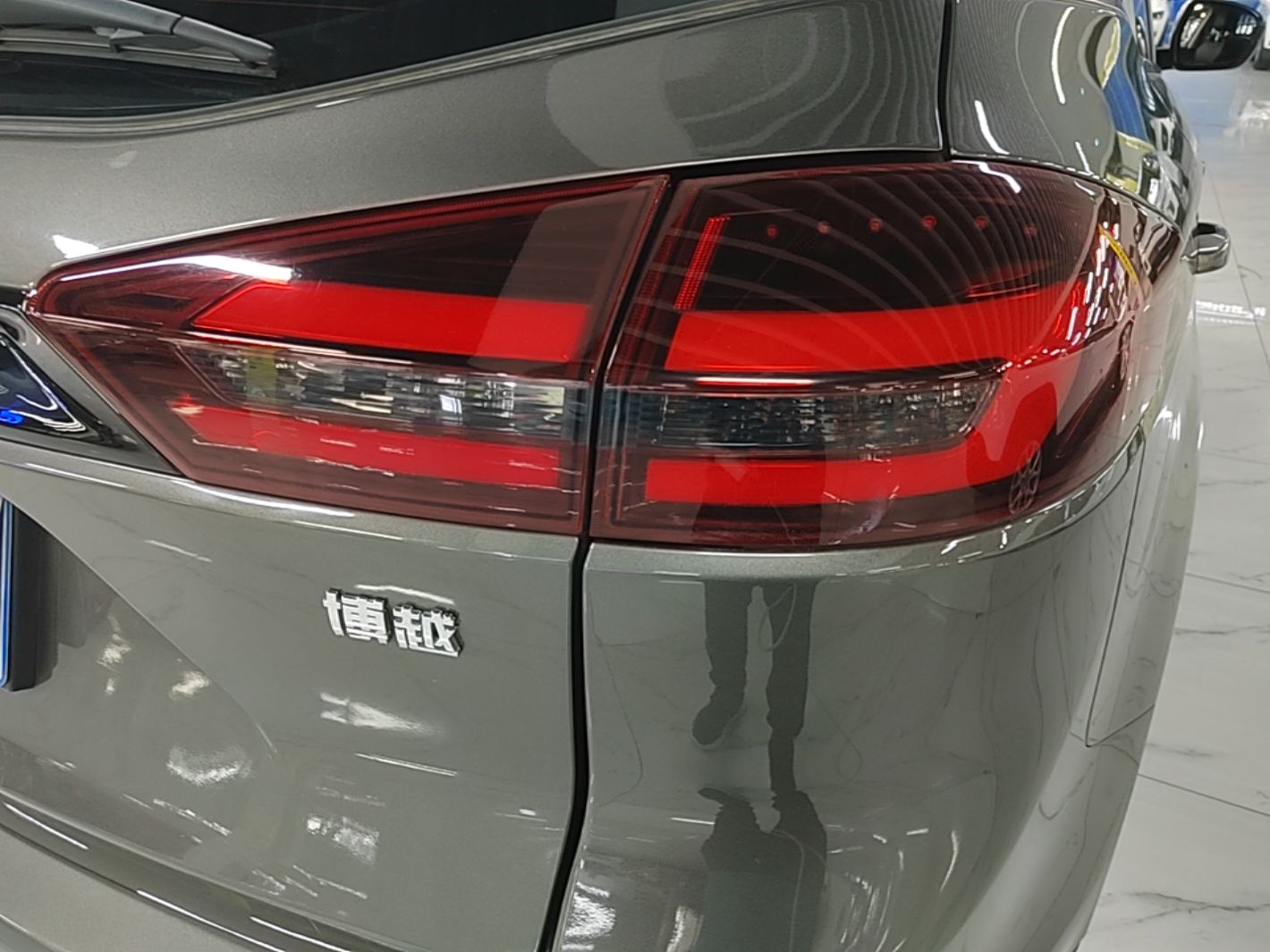 Geely Auto Emgrand X7 Sport 2021 1.8TD DCT Two-Wheel Drive Asian Games Comfort Edition — снимка 9