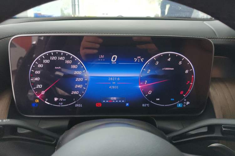 Used Mercedes-Benz GLC 2024 Refreshed GLC 300 L 4MATIC Dynamic Version 5 Seats